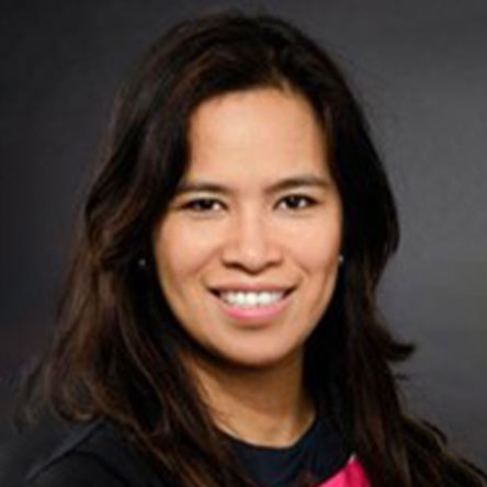 Headshot of Lorna De Leoz